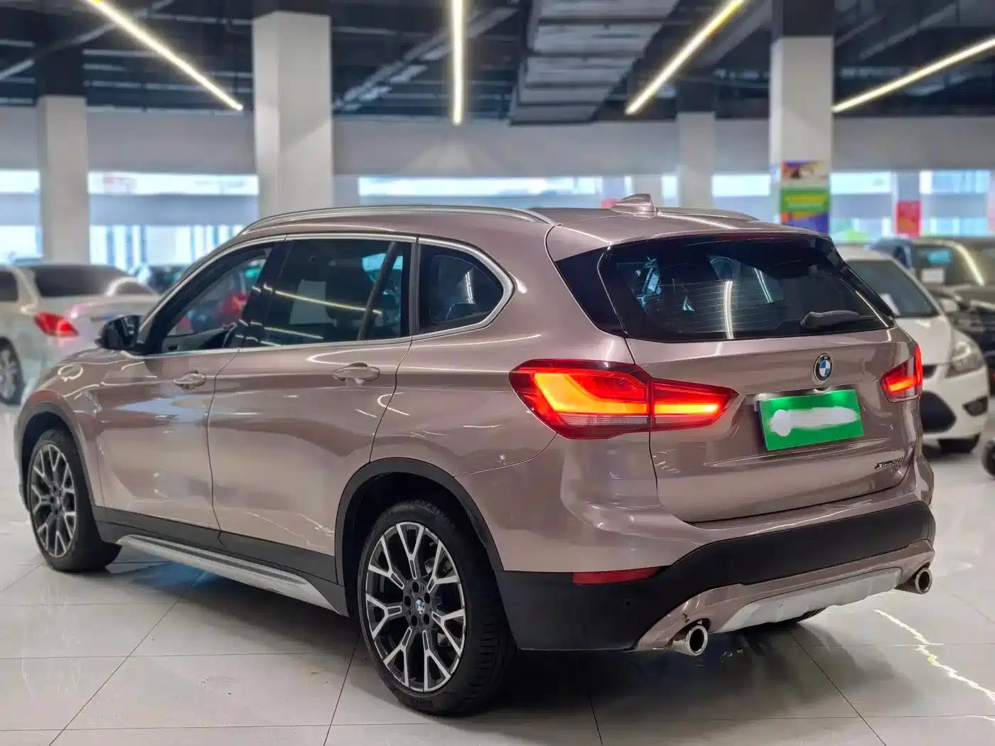 BMW X1 2020 xDrive25Li Premium — миниатюра 5