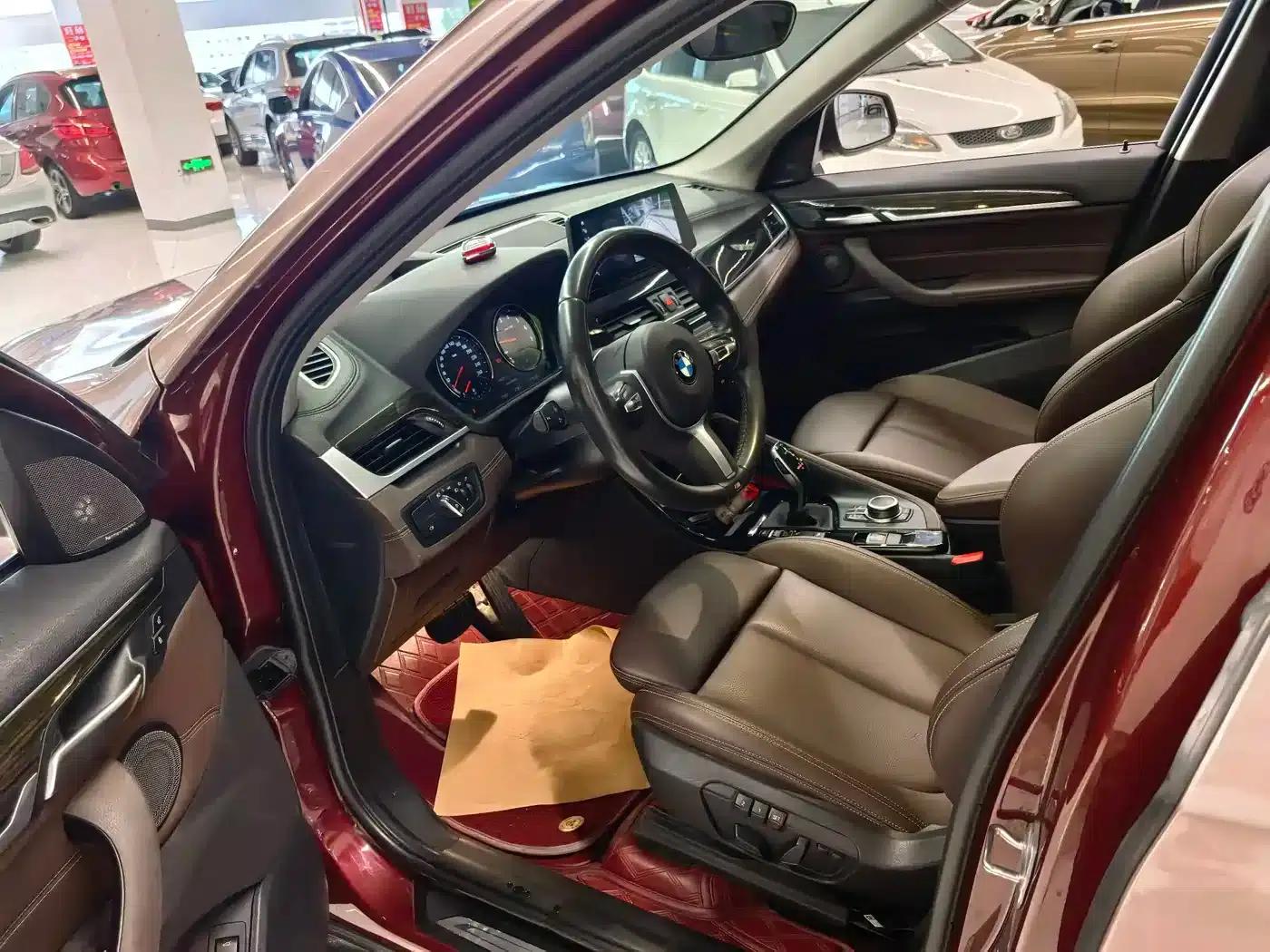 BMW X1 2020 xDrive25Li Premium — миниатюра 7