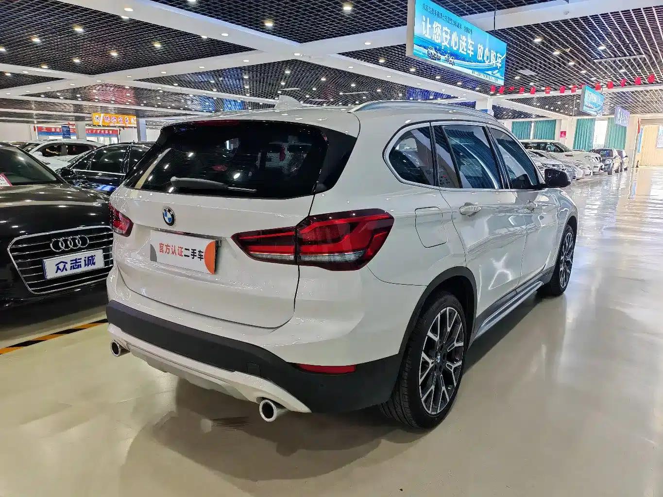 BMW X1 2020 xDrive25Li Premium — миниатюра 7