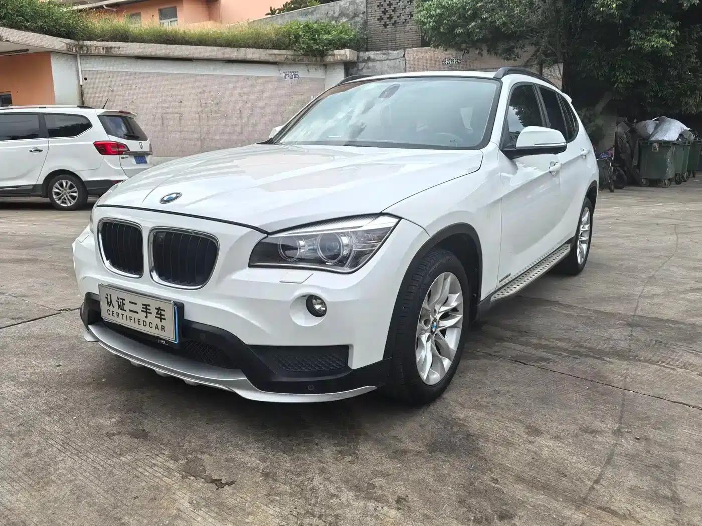 BMW X1 2014 sDrive18i Leading Edition — миниатюра 1