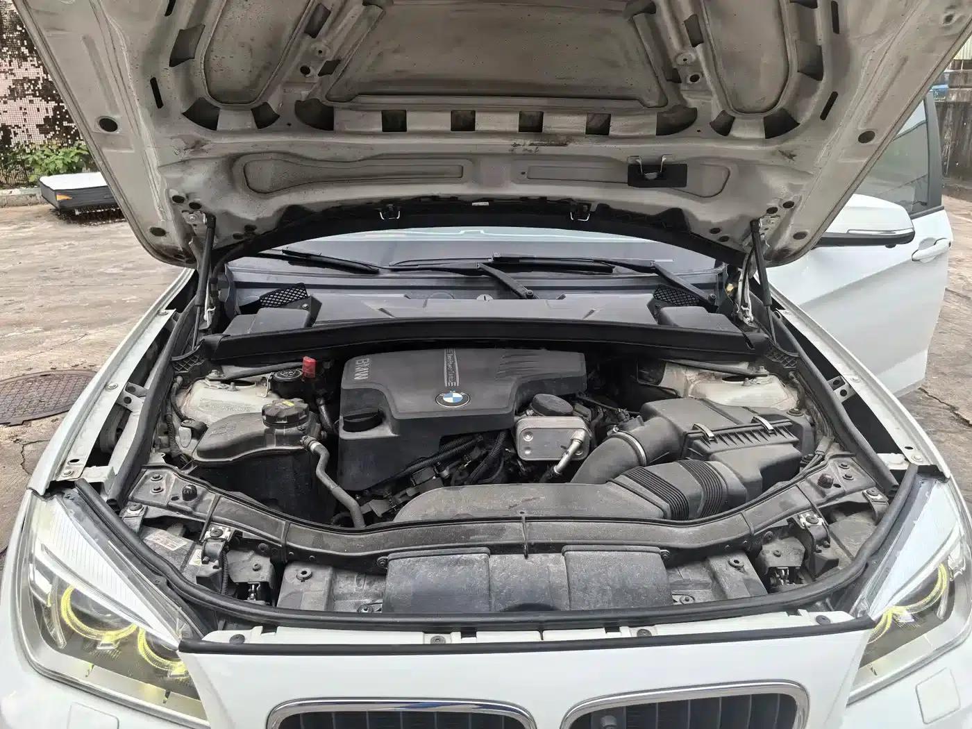 BMW X1 2014 sDrive18i Leading Edition — миниатюра 14