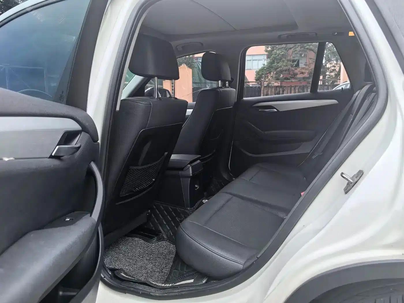 BMW X1 2014 sDrive18i Leading Edition — миниатюра 6
