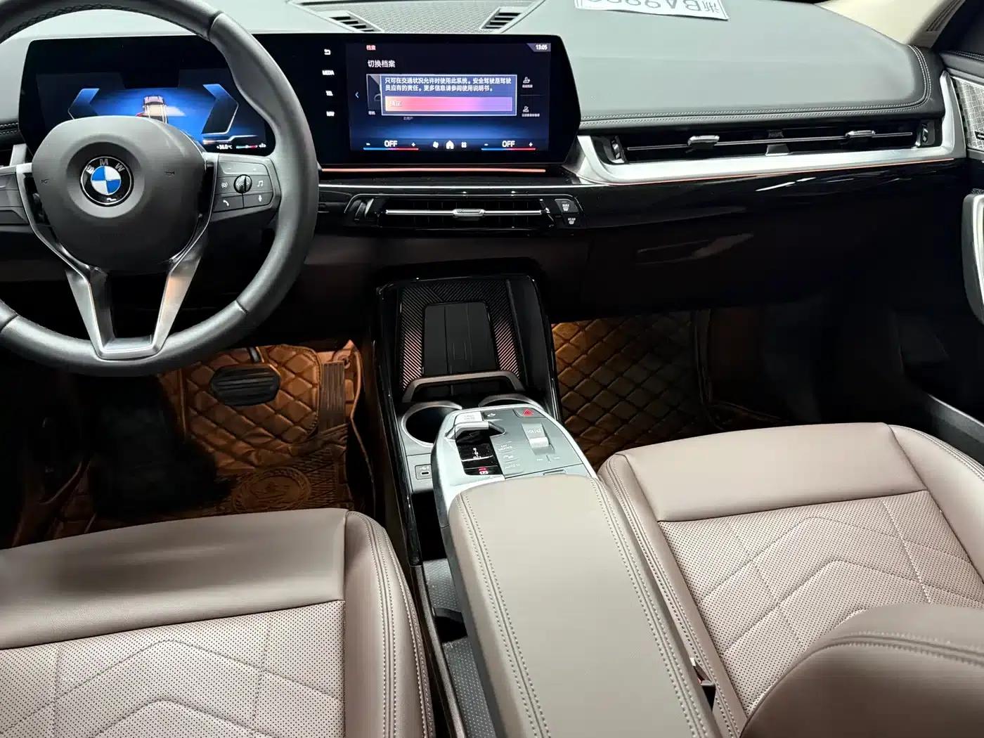 BMW X1 2025 sDrive25Li M Sport Package — миниатюра 12