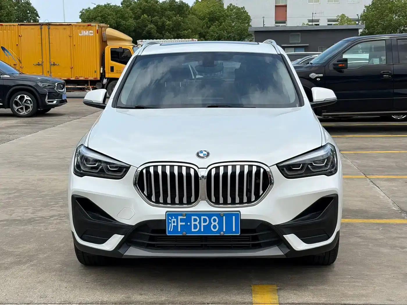 BMW X1 2021 sDrive20Li Fashion Edition — миниатюра 1