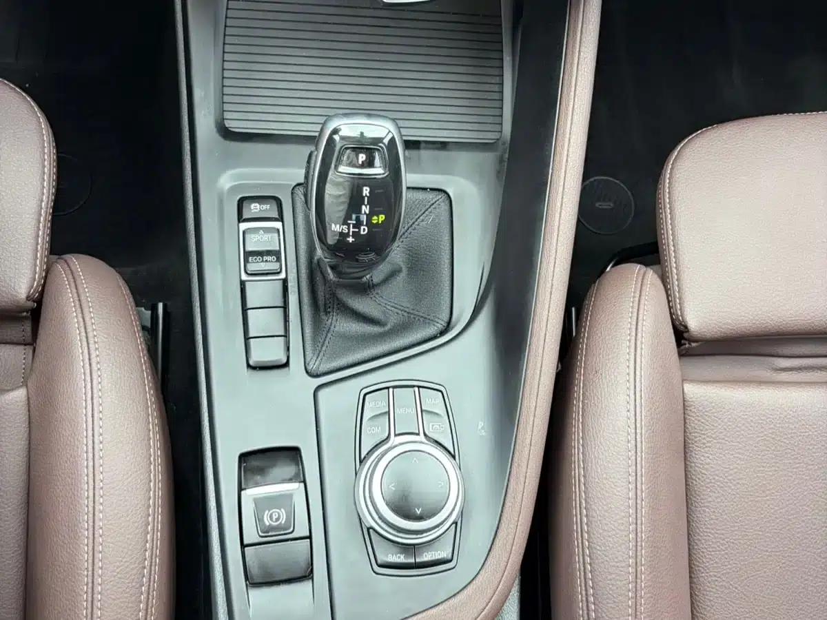 BMW X1 2021 sDrive20Li Fashion Edition — миниатюра 11