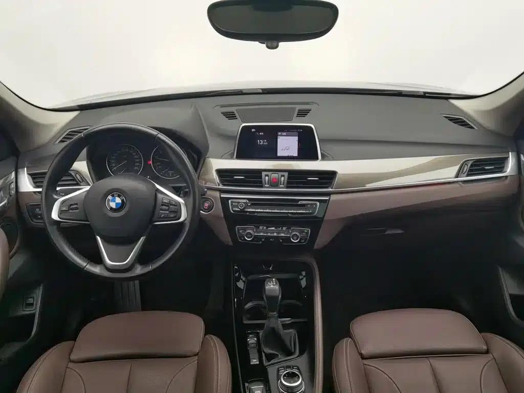 BMW X1 2018 xDrive20Li Premium — миниатюра 5
