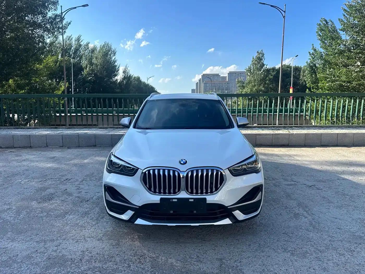 BMW X1 2022 sDrive20Li Premium — миниатюра 2