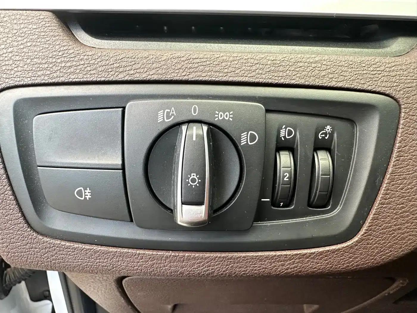 BMW X1 2022 sDrive20Li Premium — миниатюра 12