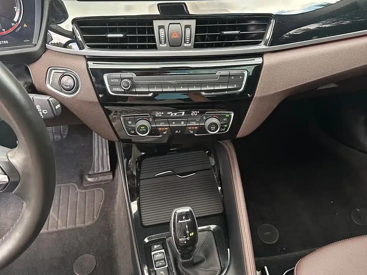 BMW X1 2022 sDrive20Li Premium — миниатюра 14