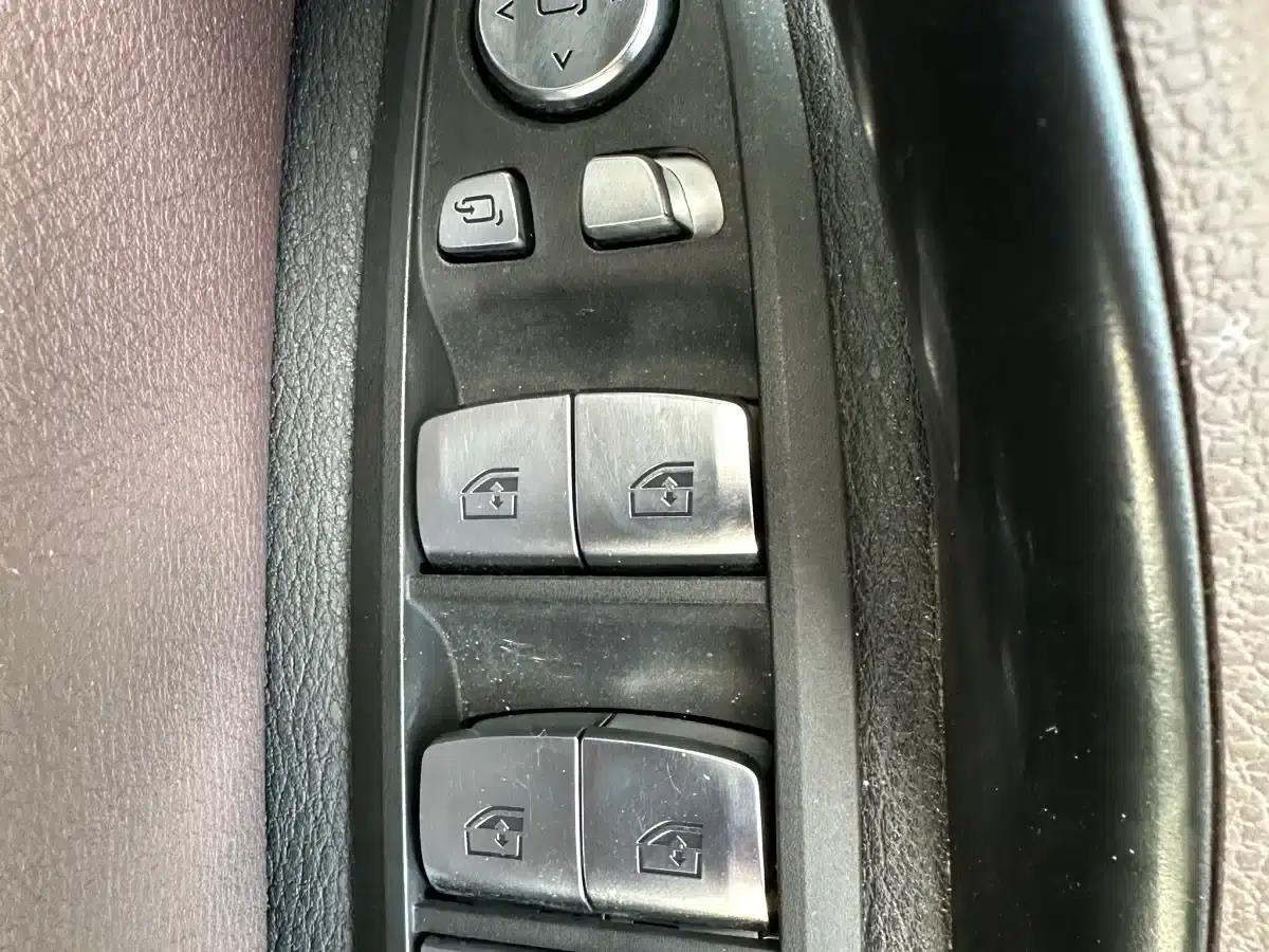 BMW X1 2022 sDrive20Li Premium — миниатюра 10