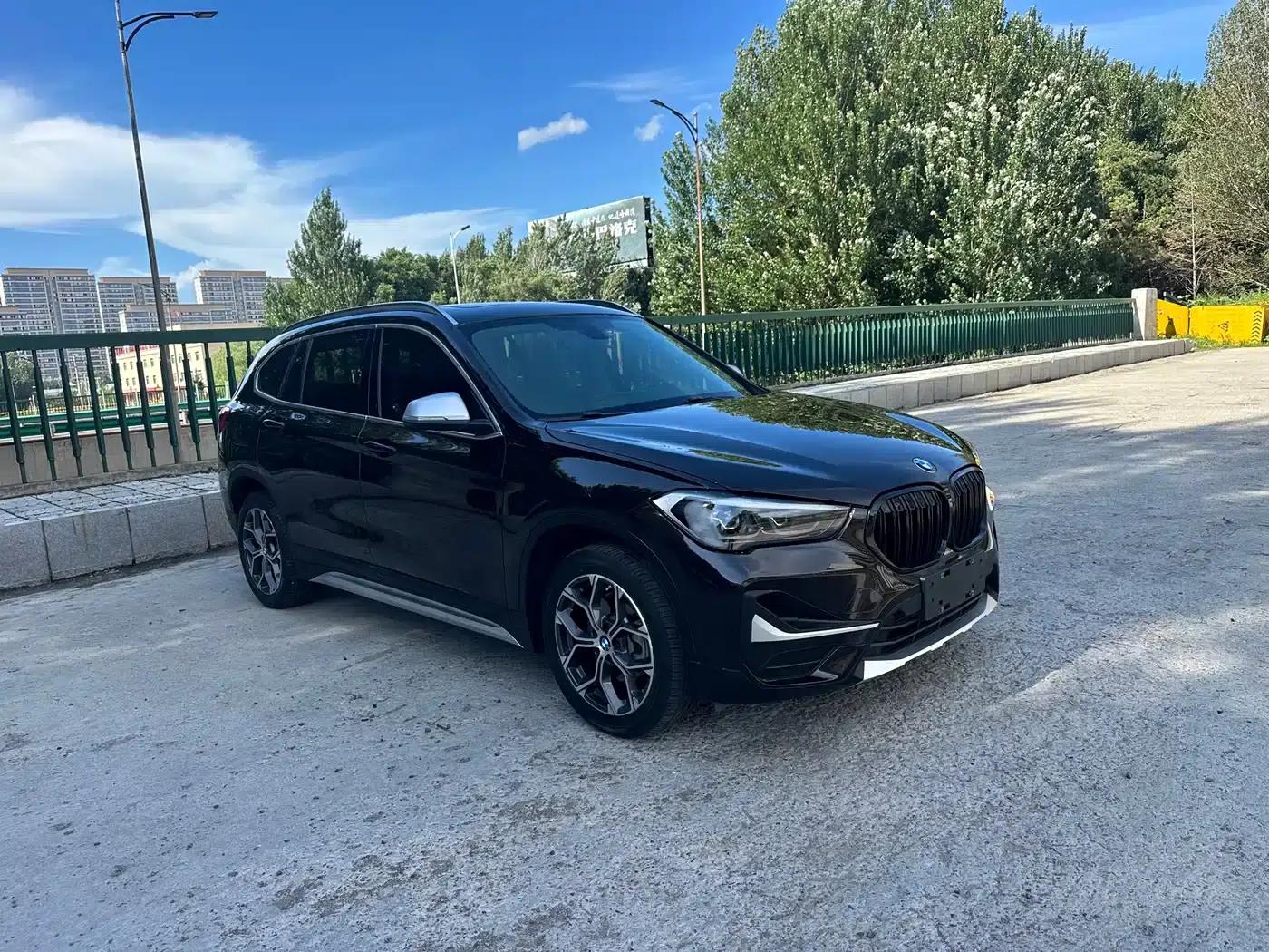 BMW X1 2022 sDrive20Li Fashion Edition — миниатюра 3