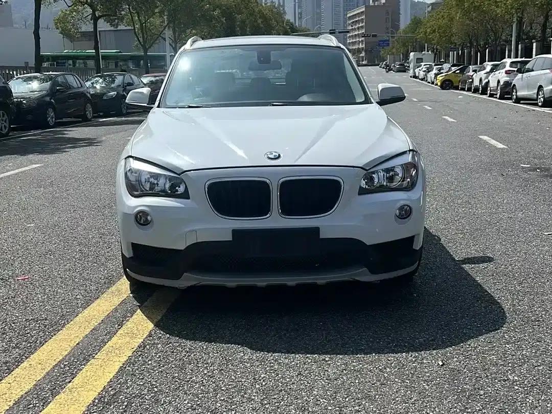 BMW X1 2015 sDrive18i Fashion Upgrade Edition — миниатюра 2
