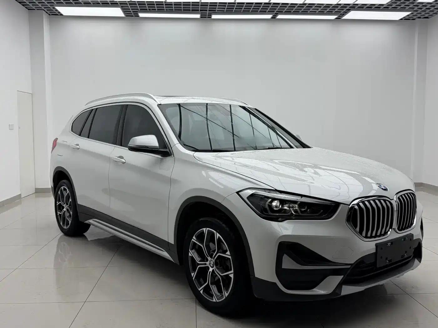 BMW X1 2022 sDrive20Li Fashion Edition — миниатюра 2
