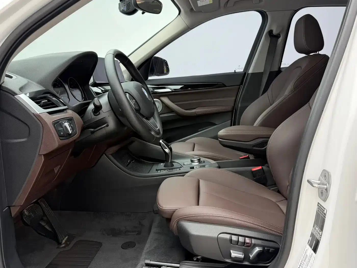 BMW X1 2022 sDrive20Li Fashion Edition — миниатюра 11