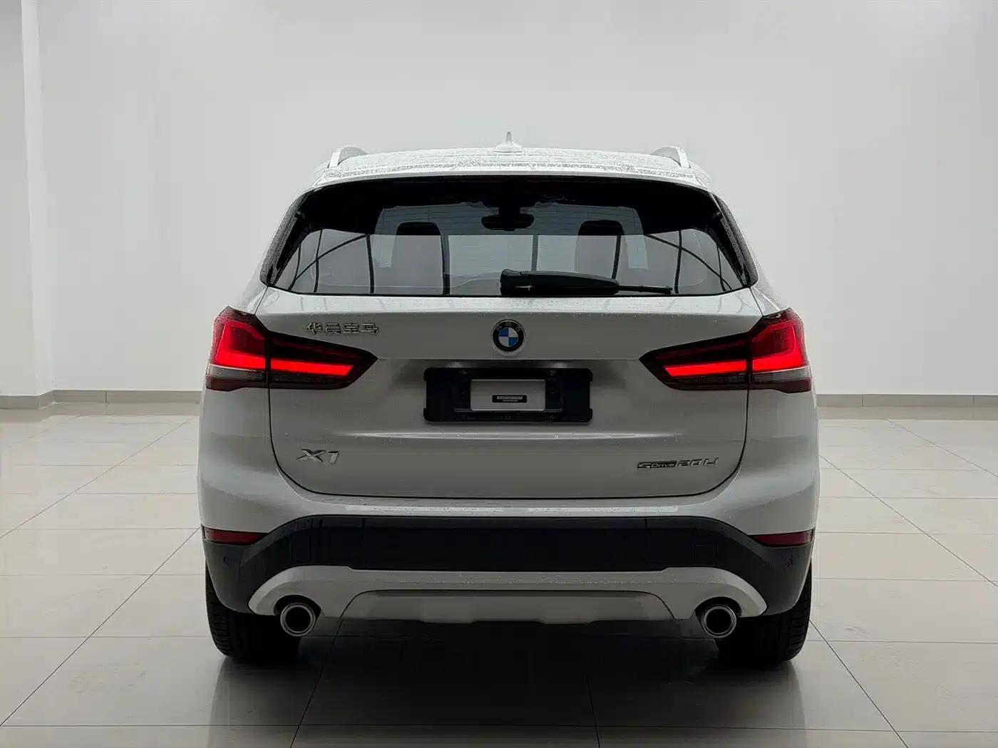 BMW X1 2022 sDrive20Li Fashion Edition — миниатюра 4