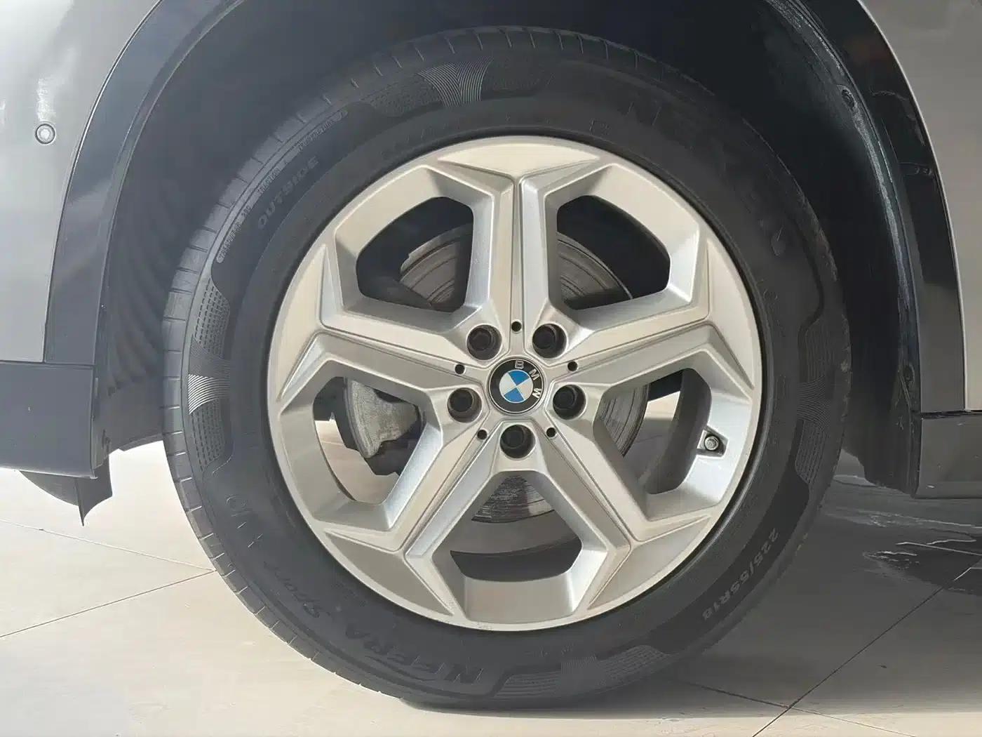 2023 BMW X1 sDrive20Li X Design Package — миниатюра 16