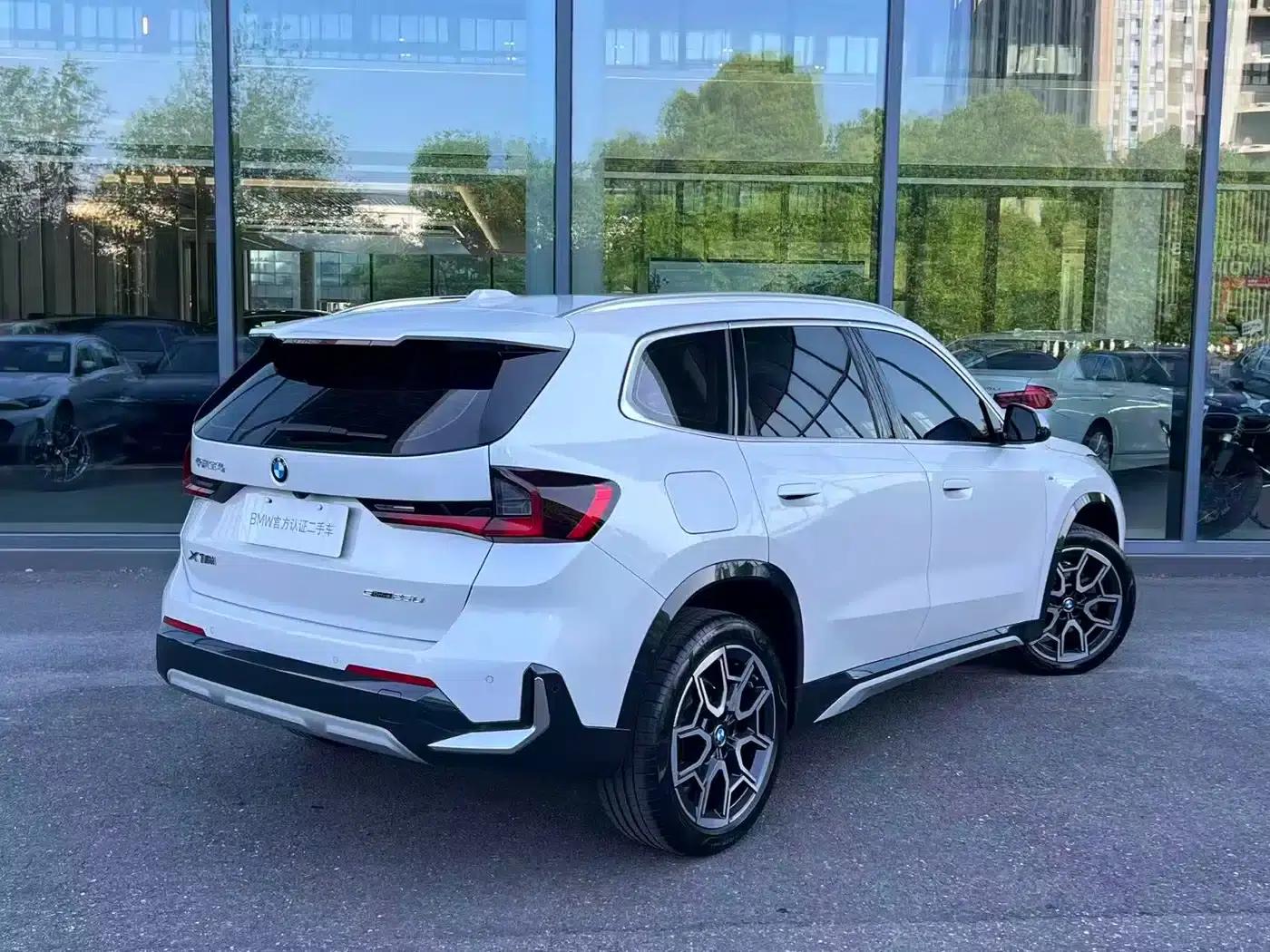 2023 BMW X1 sDrive25Li X Design Package — миниатюра 4