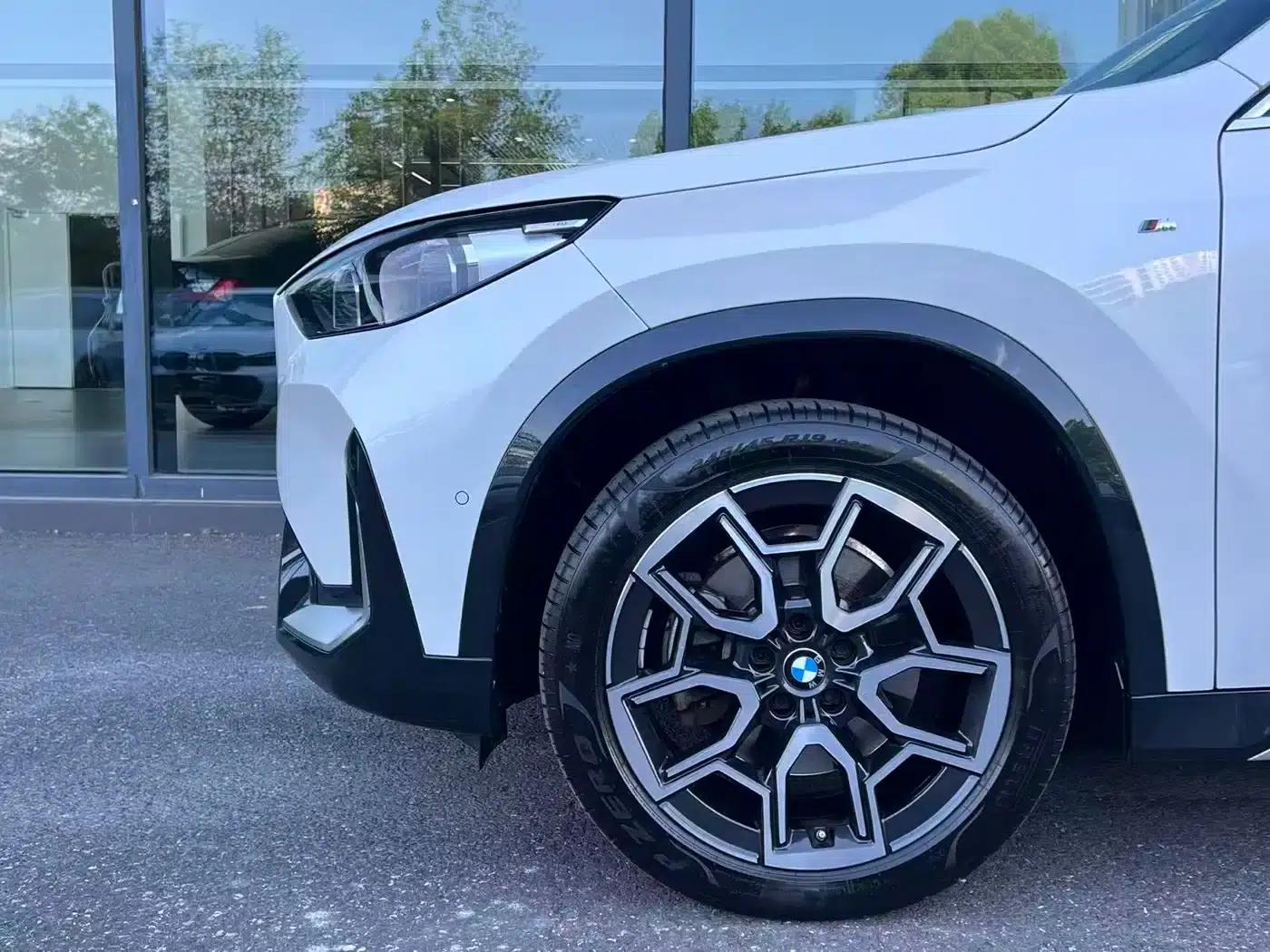 2023 BMW X1 sDrive25Li X Design Package — миниатюра 6