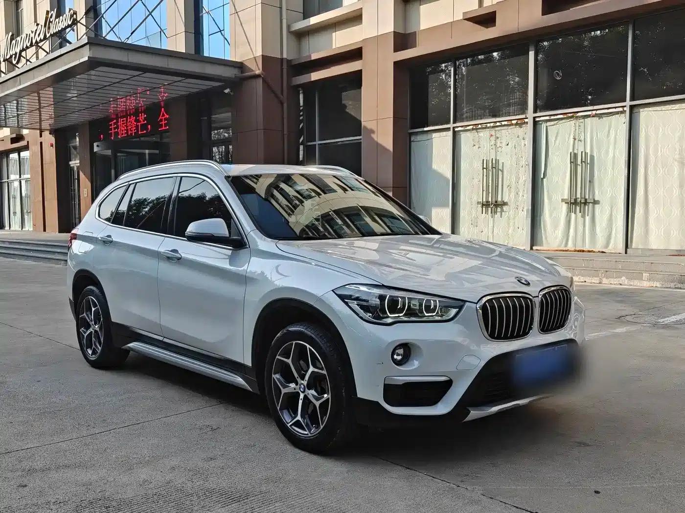 BMW X1 2019 sDrive18Li Premium — миниатюра 3