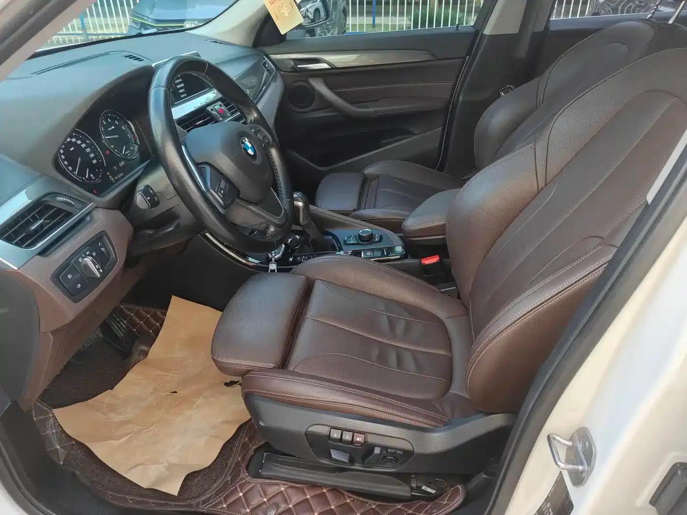 BMW X1 2019 sDrive18Li Premium — миниатюра 4