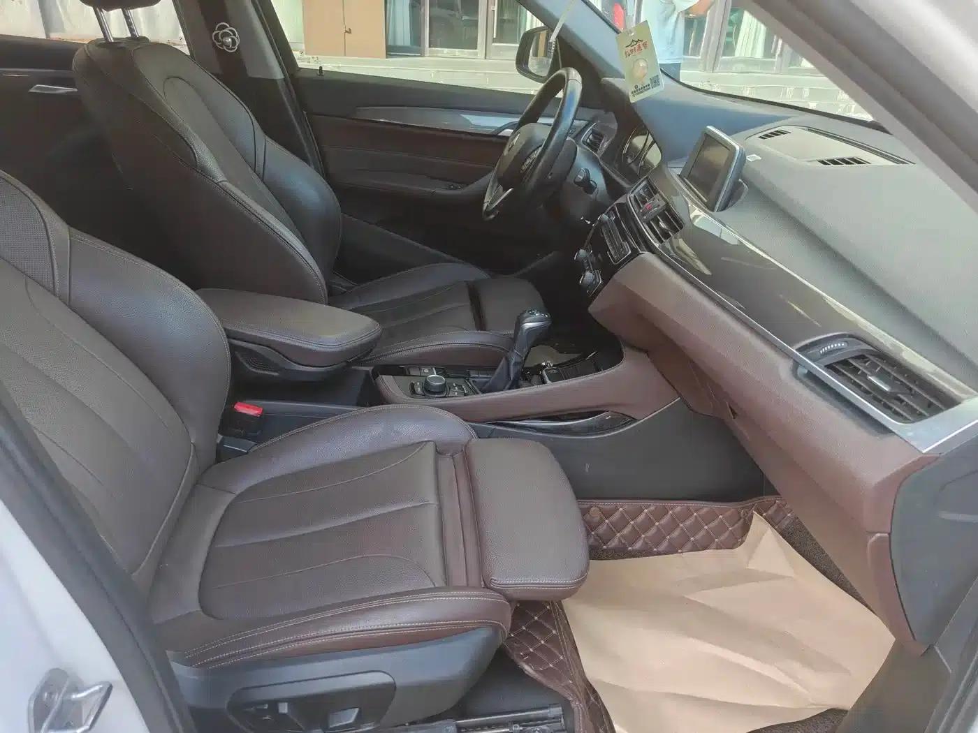 BMW X1 2019 sDrive18Li Premium — миниатюра 5