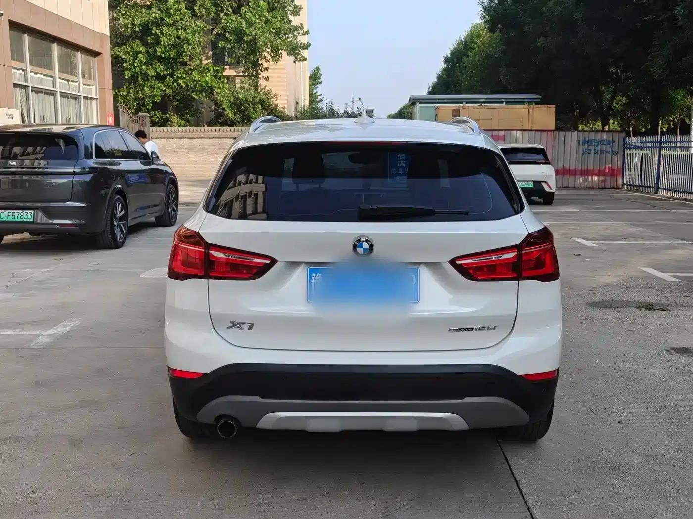 BMW X1 2019 sDrive18Li Premium — миниатюра 8