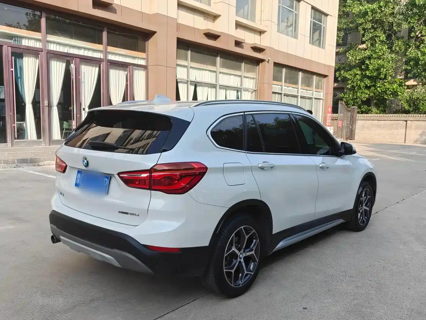 BMW X1 2019 sDrive18Li Premium — миниатюра 9