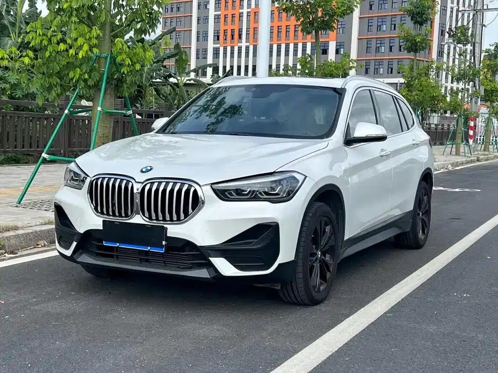 BMW X1 2020 sDrive20Li Fashion Edition — миниатюра 1