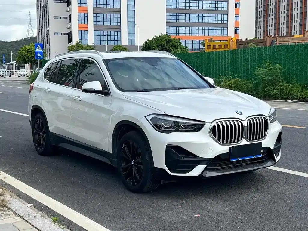 BMW X1 2020 sDrive20Li Fashion Edition — миниатюра 3