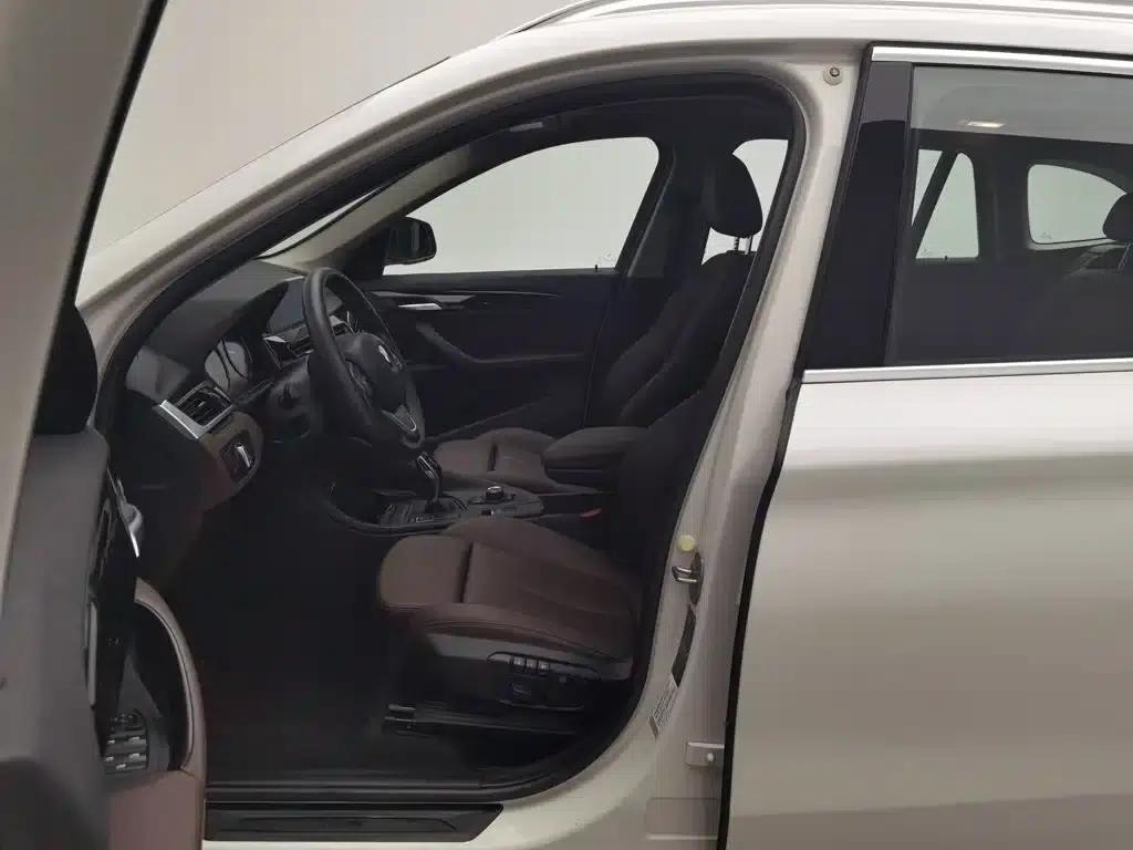 BMW X1 2020 sDrive20Li Fashion Edition — миниатюра 10
