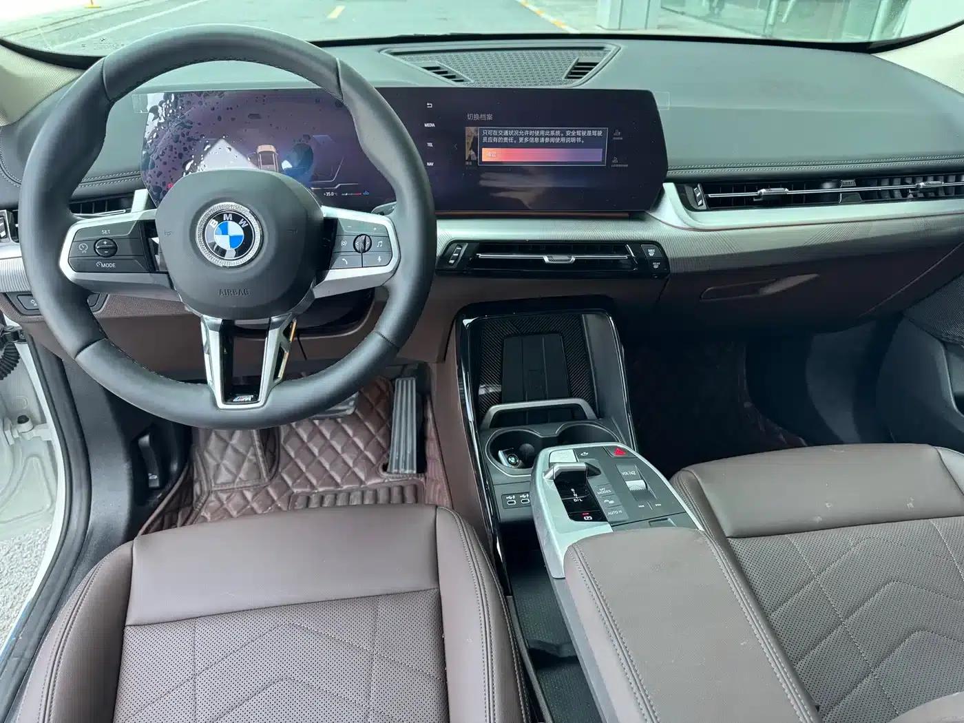 2024 BMW X1 sDrive25Li M Sport Package — миниатюра 6