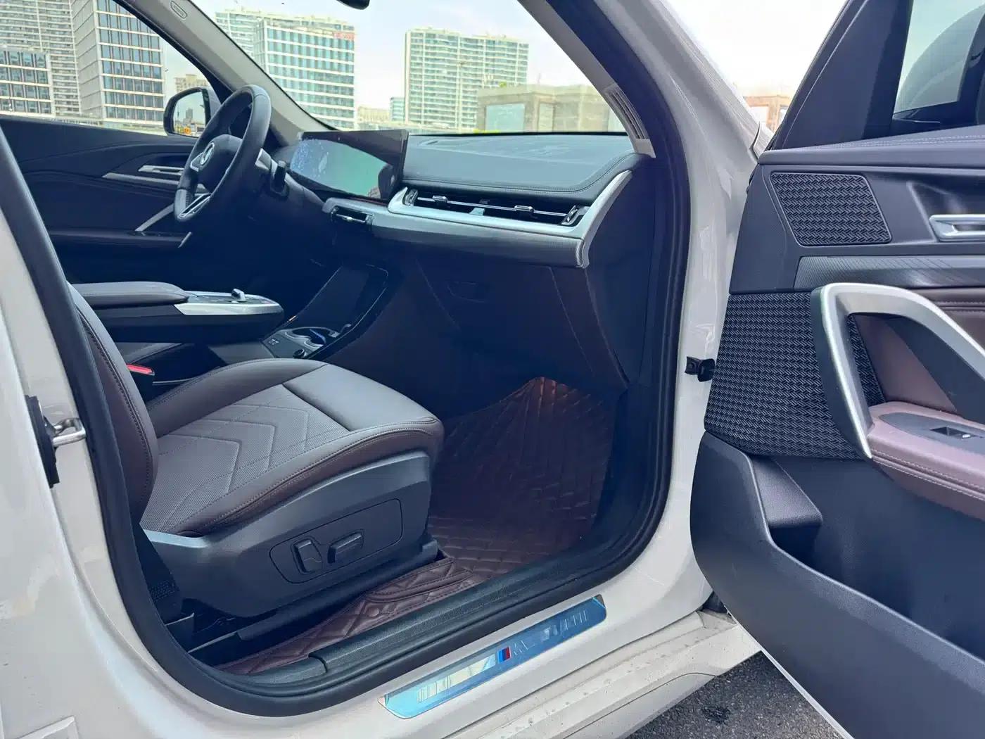 2024 BMW X1 sDrive25Li M Sport Package — миниатюра 7