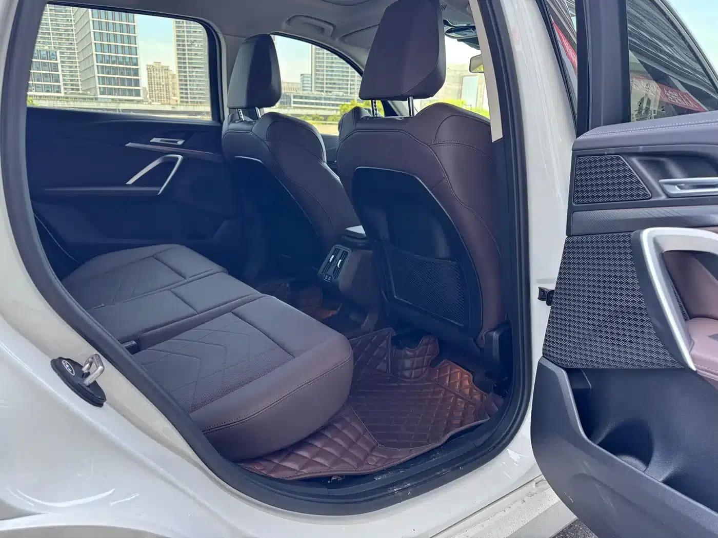 2024 BMW X1 sDrive25Li M Sport Package — миниатюра 8