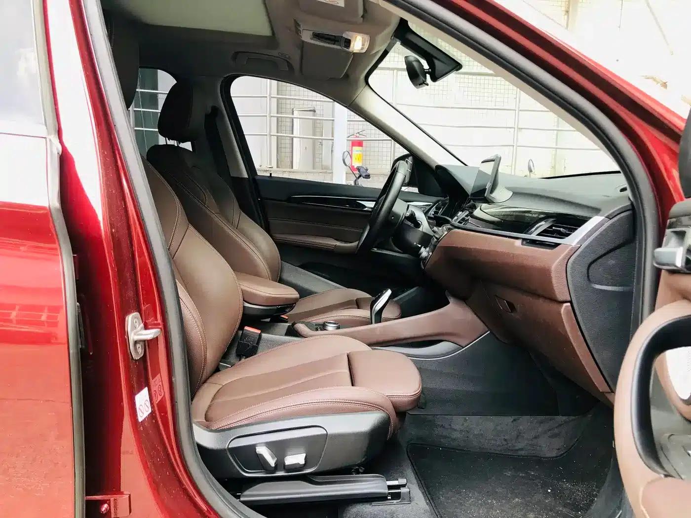 BMW X1 2022 sDrive25Li Leading Edition — миниатюра 11
