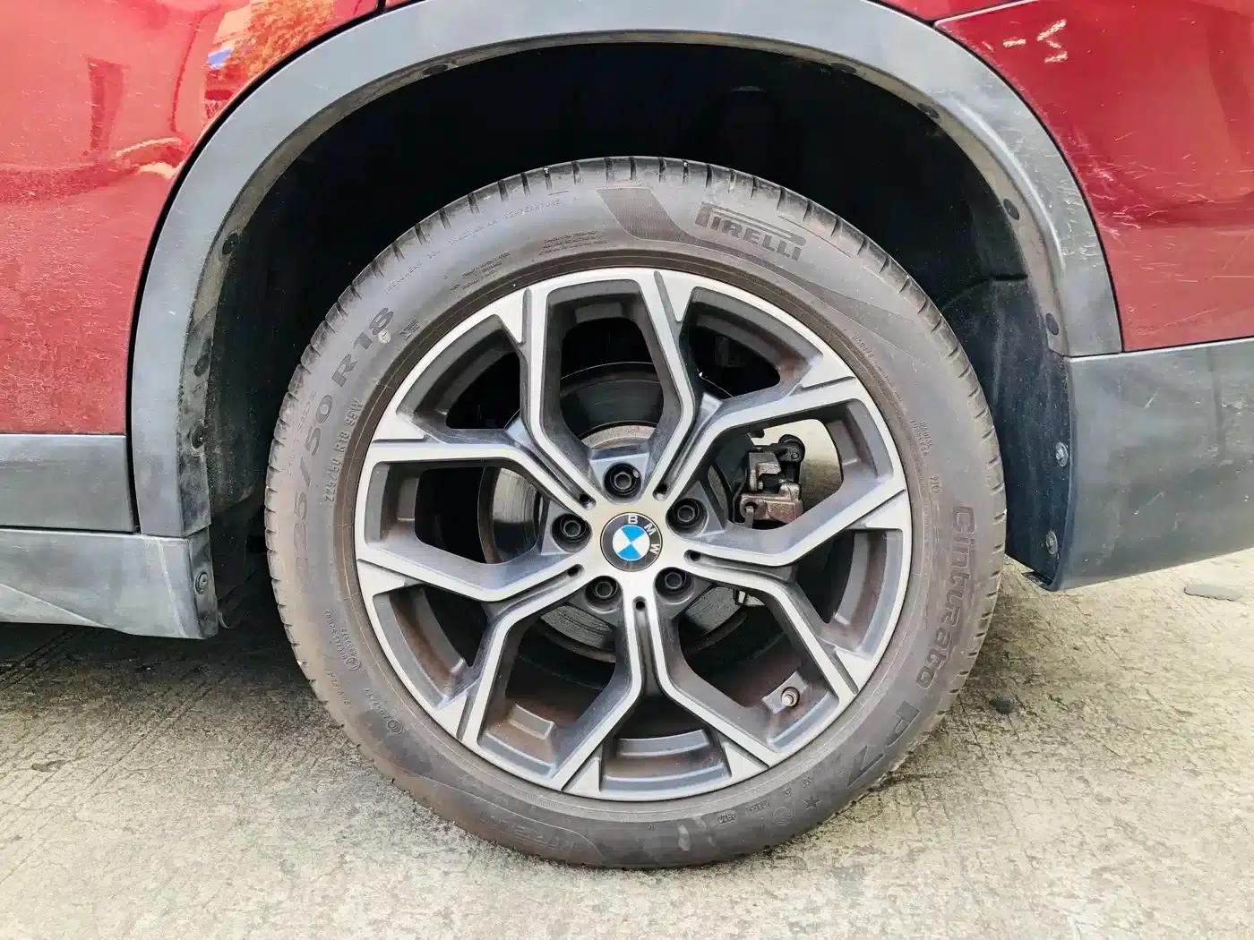 BMW X1 2022 sDrive25Li Leading Edition — миниатюра 17