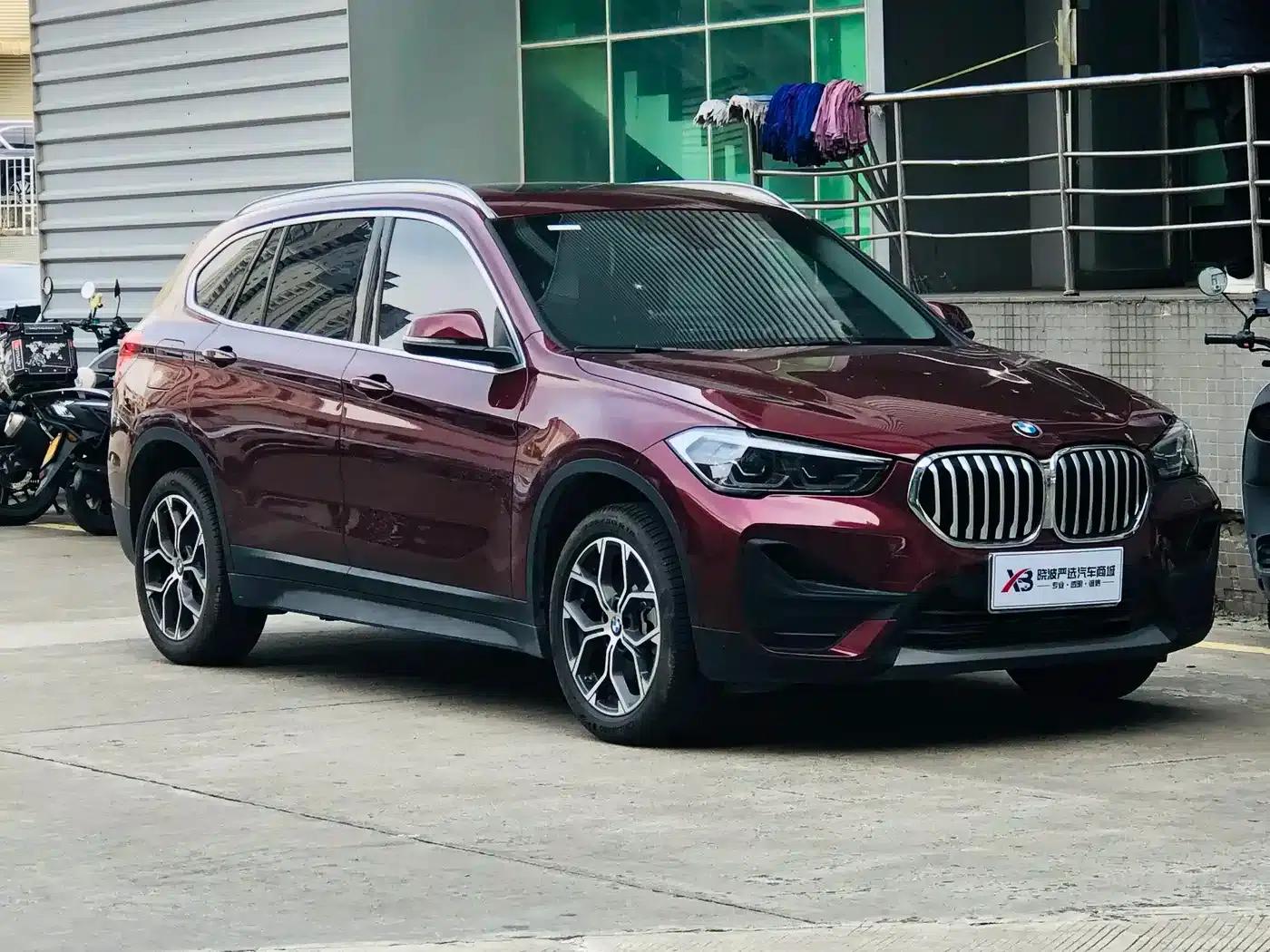 BMW X1 2022 sDrive25Li Leading Edition — миниатюра 3