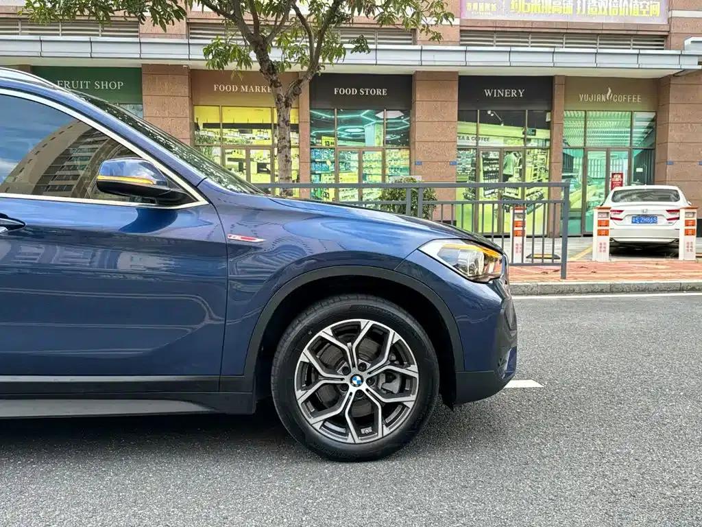 BMW X1 2021 Facelift sDrive25Li Leading Edition — миниатюра 6