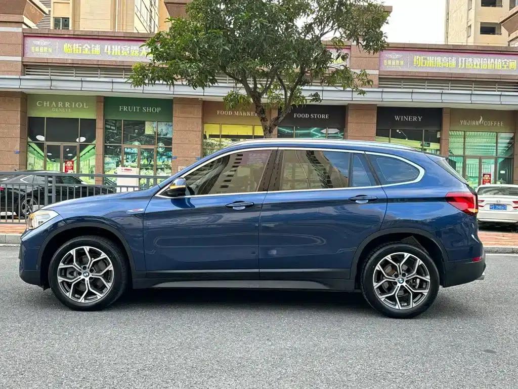 BMW X1 2021 Facelift sDrive25Li Leading Edition — миниатюра 9