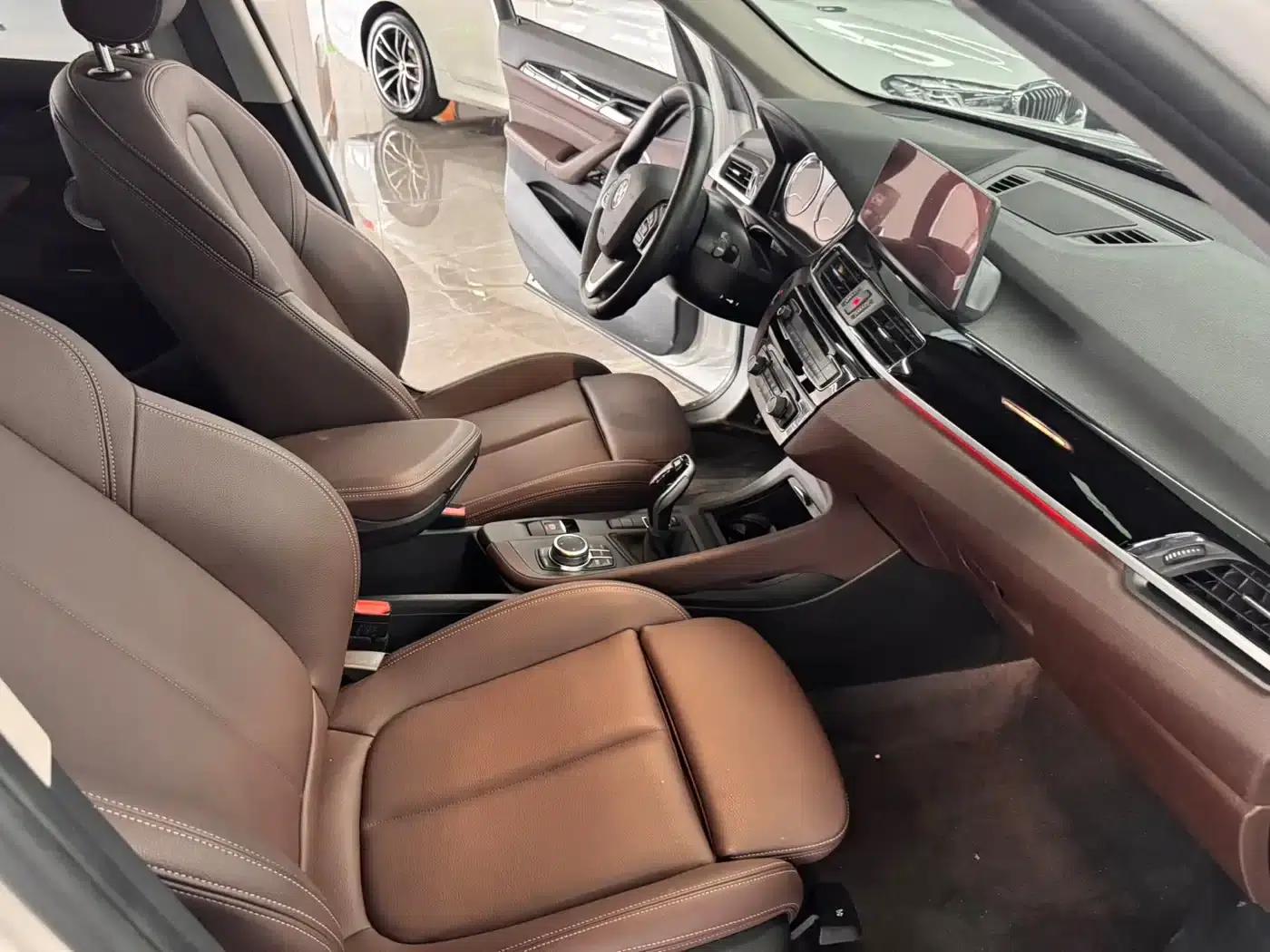 BMW X1 2022 sDrive20Li Fashion Edition — миниатюра 11
