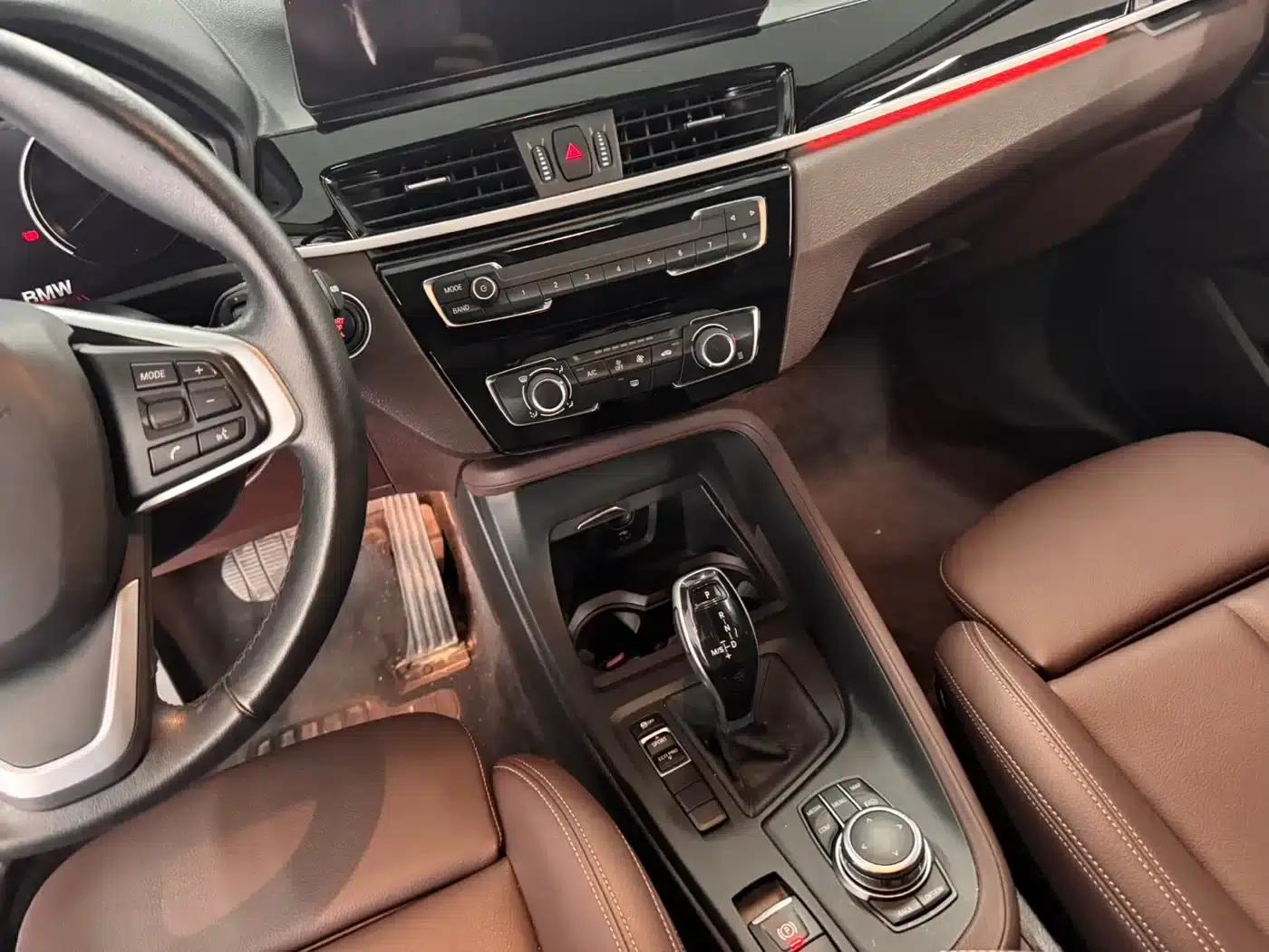 BMW X1 2022 sDrive20Li Fashion Edition — миниатюра 14
