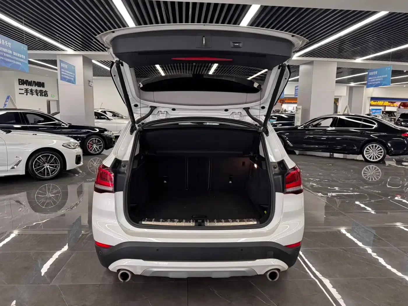 BMW X1 2022 sDrive20Li Fashion Edition — миниатюра 5