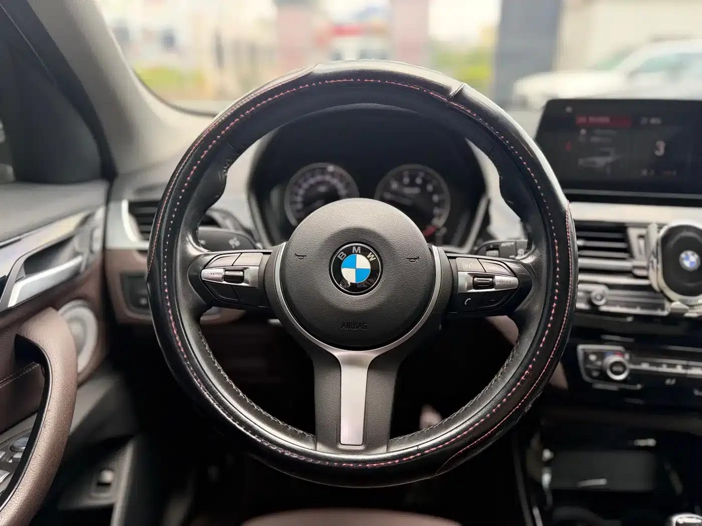 BMW X1 2021 sDrive20Li Premium — миниатюра 18