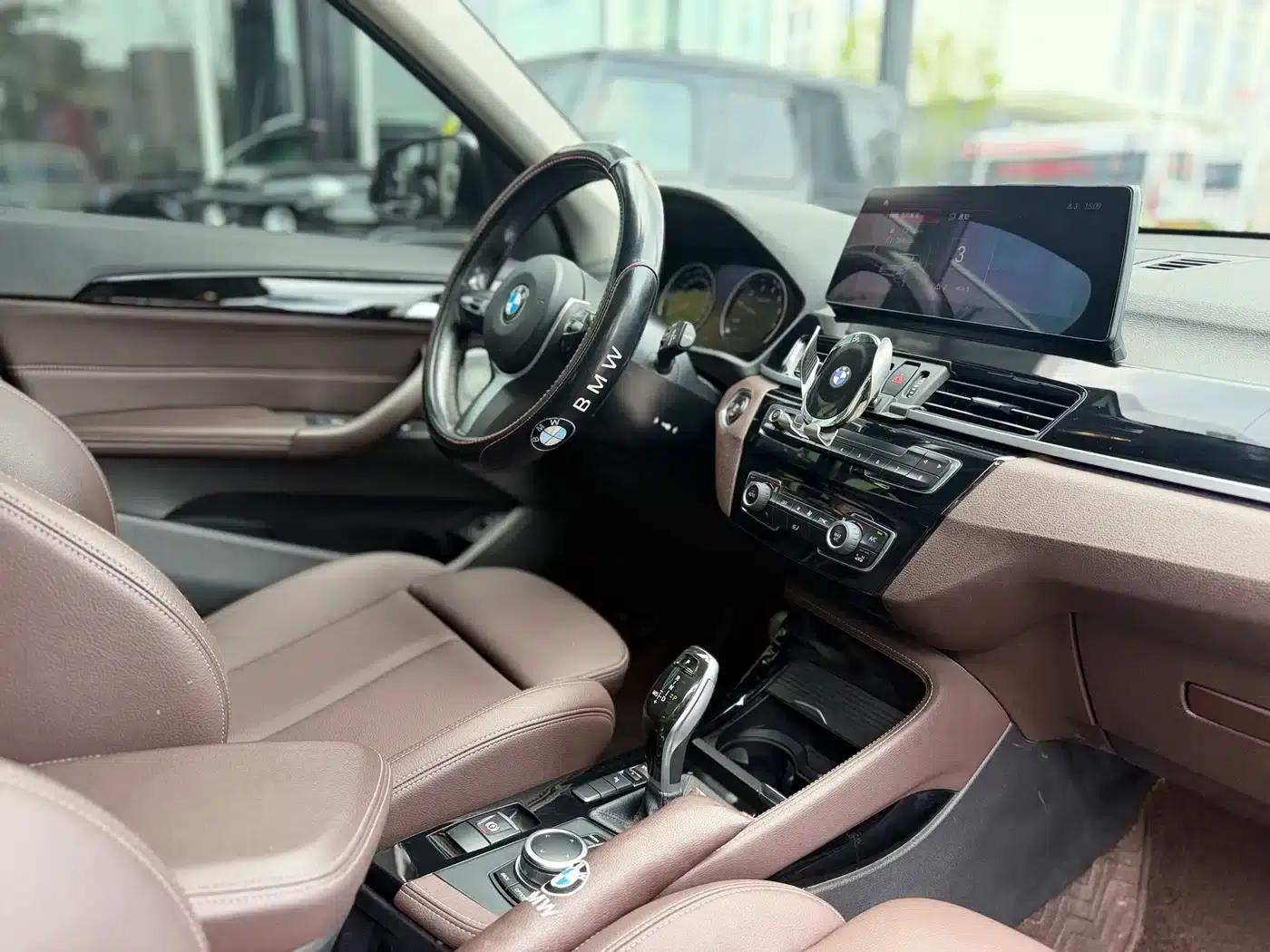 BMW X1 2021 sDrive20Li Premium — миниатюра 24