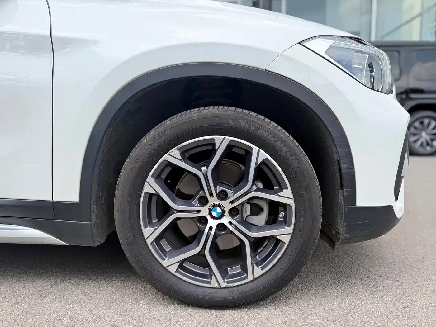 BMW X1 2021 sDrive20Li Premium — миниатюра 25