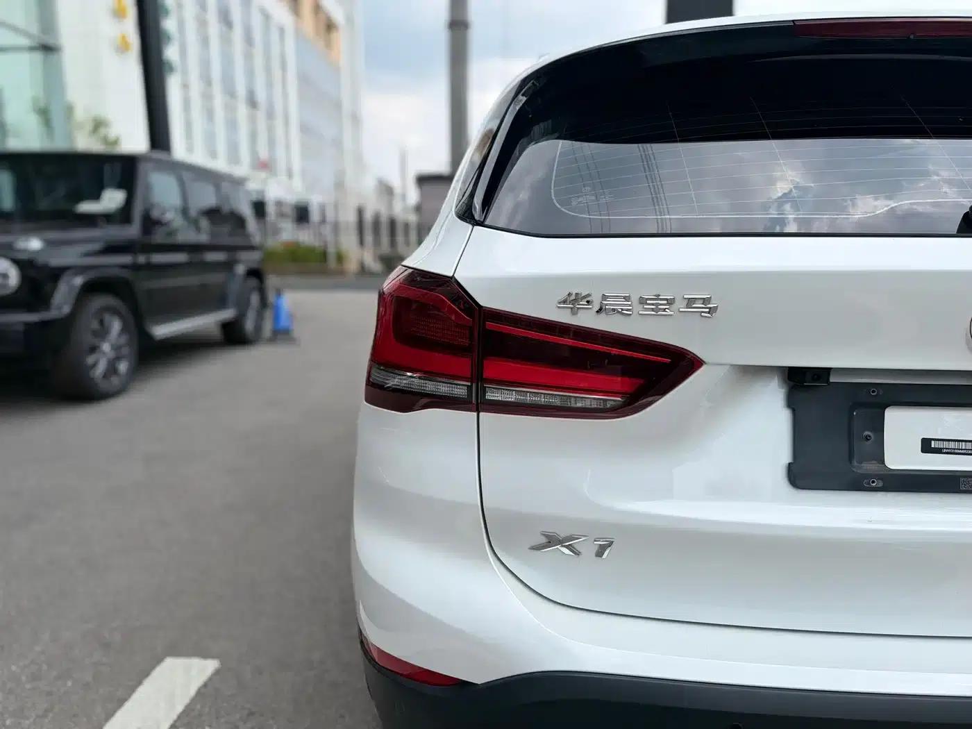 BMW X1 2021 sDrive20Li Premium — миниатюра 10