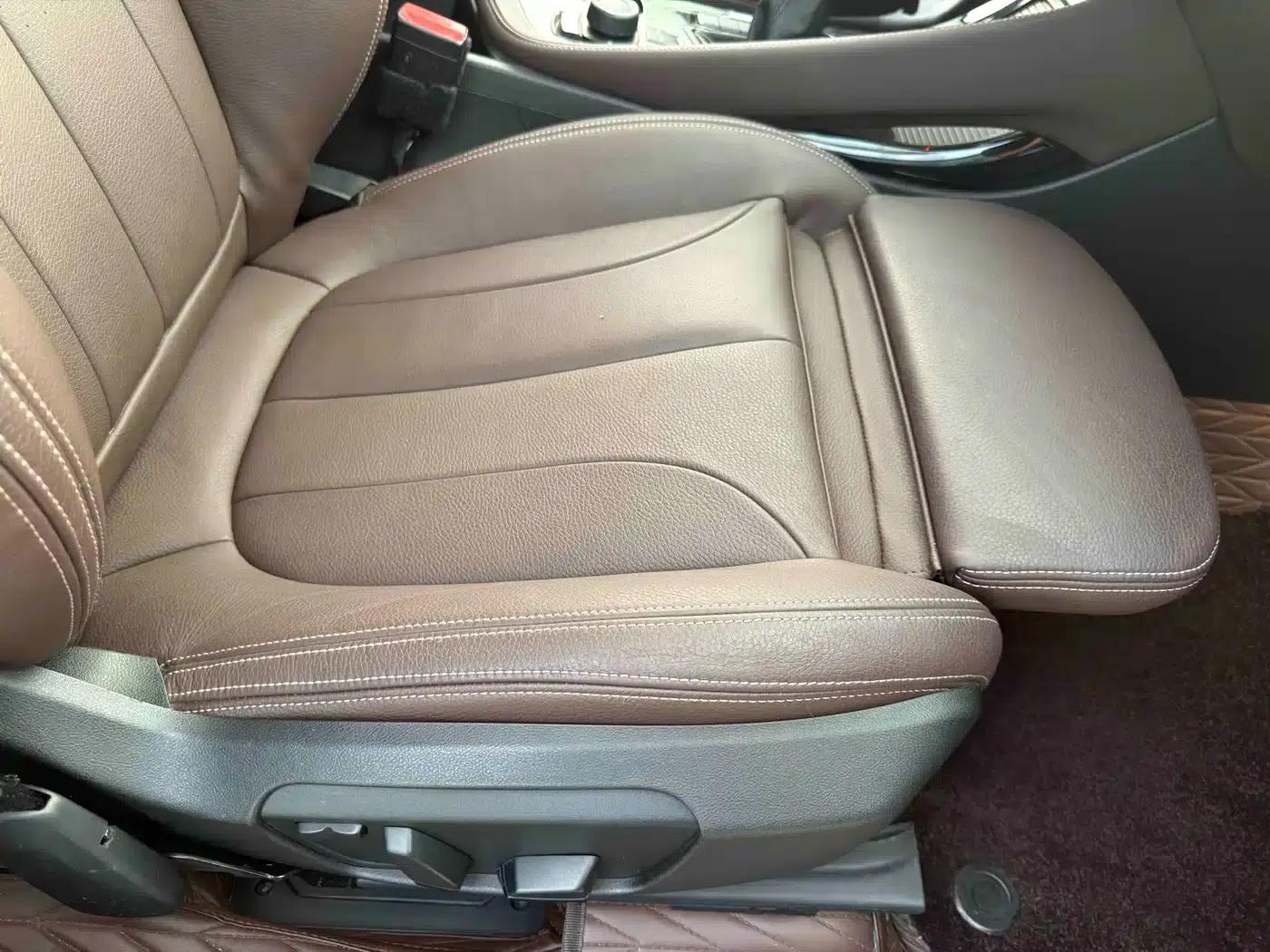 BMW X1 2018 sDrive18Li Premium — миниатюра 20