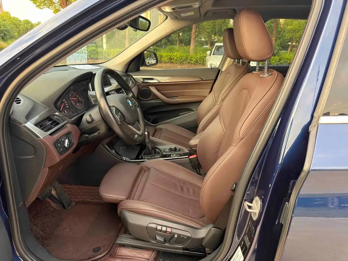 BMW X1 2018 sDrive18Li Premium — миниатюра 7