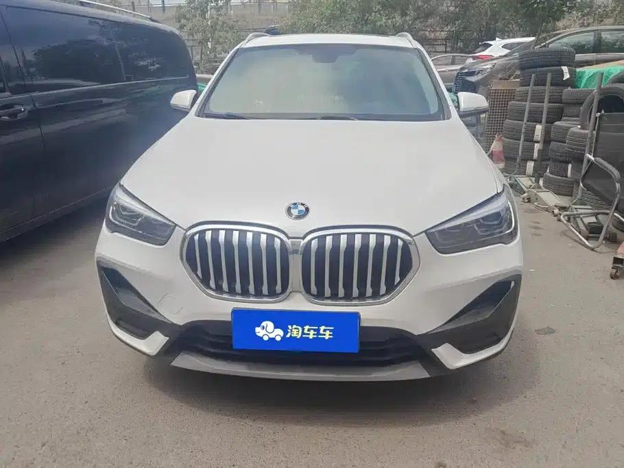 BMW X1 2022 sDrive25Li Leading Edition — миниатюра 2