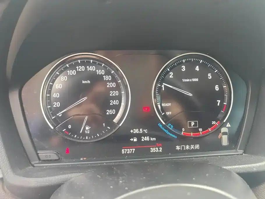 BMW X1 2022 sDrive25Li Leading Edition — миниатюра 14