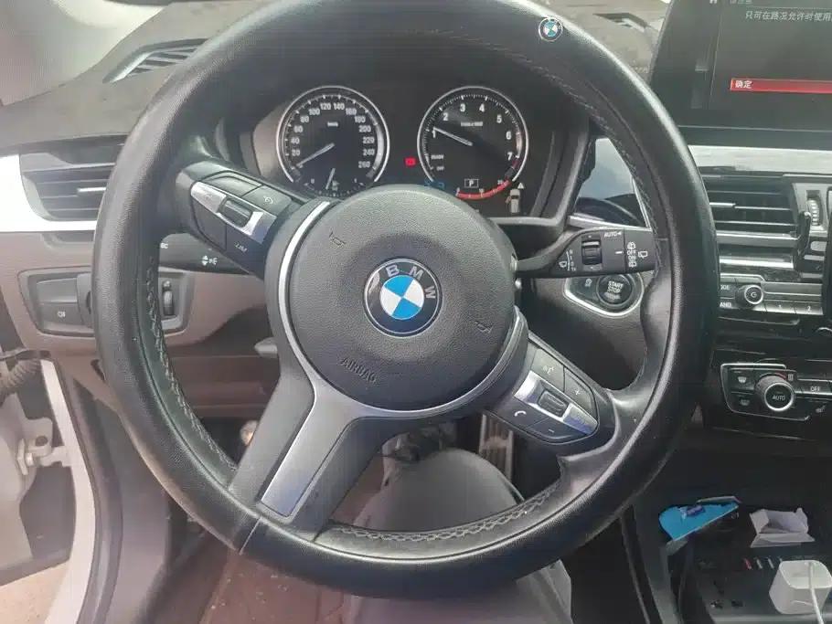 BMW X1 2022 sDrive25Li Leading Edition — миниатюра 15